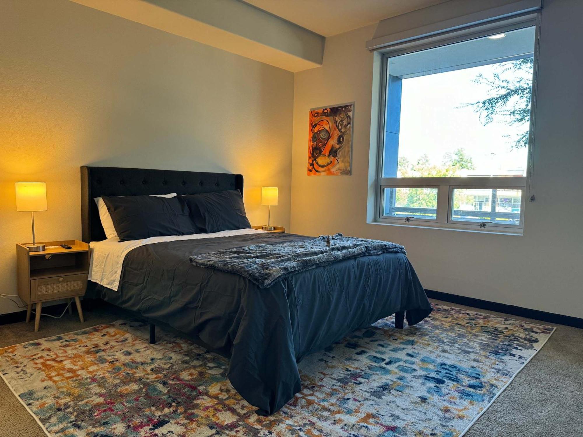 2br Weho Mid Century Lux